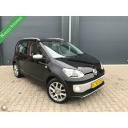 Volkswagen Up! 1.0 cross up! 5 deurs 75PK Cruise/Navi/Airco/