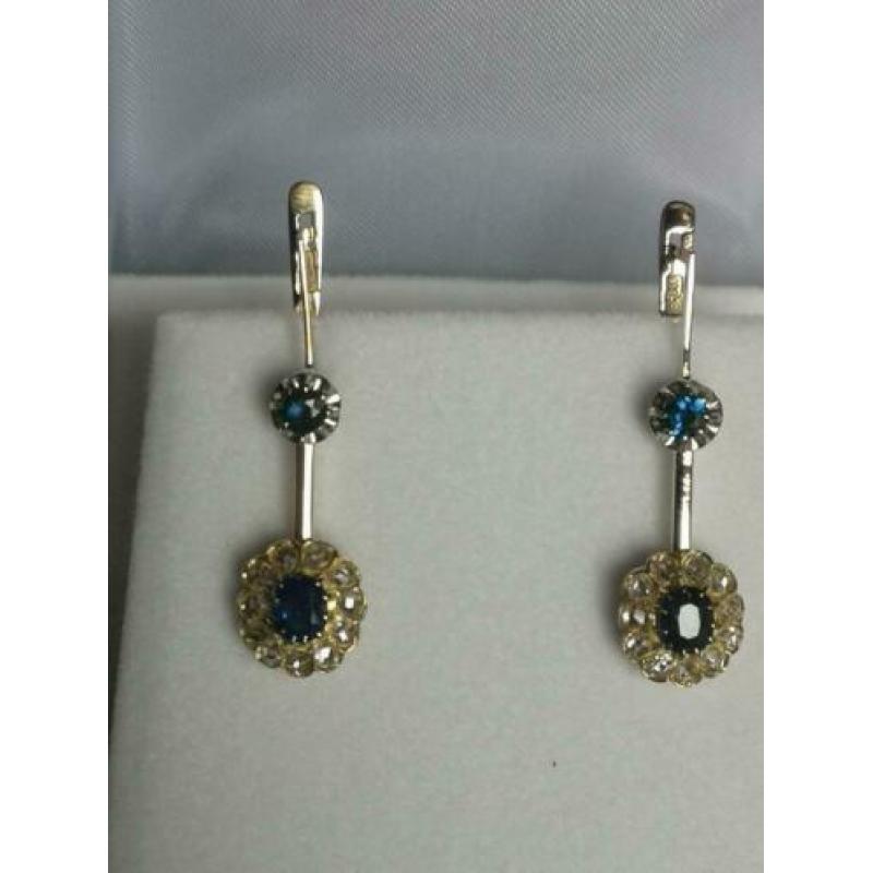 Antieke gouden oorhangers met saffier en diamanten