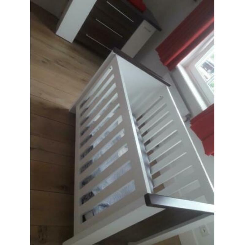 commode, ledikant, kast, wandplank TWF Turijn