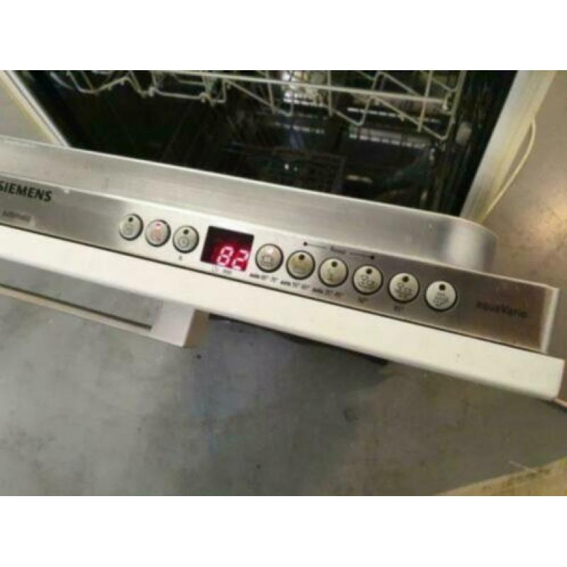 SIEMENS Zeer Luxe Volledig Inbouw Vaatwasser !! 145 EURO !!