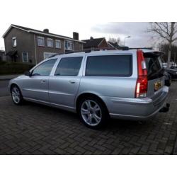 Volvo V70 D5 Momentum AUT 2005 Zilvergrijs