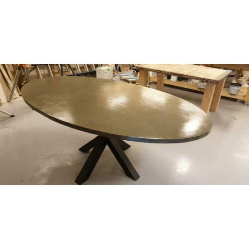 ovale betonlook eettafel olijf groen