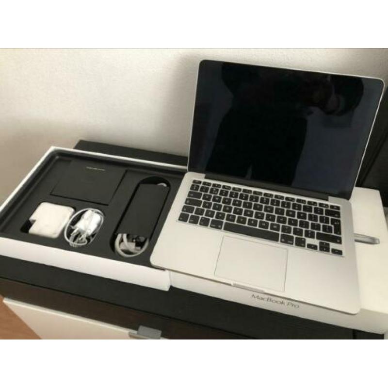 Mac book pro 13 inch