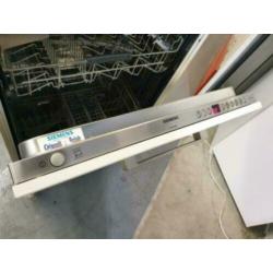 SIEMENS Zeer Luxe Volledig Inbouw Vaatwasser !! 145 EURO !!