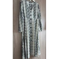 Jurk v Gina tricot mt 44 grijs