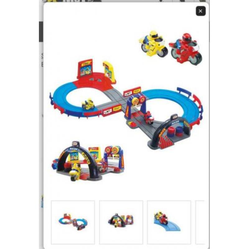 Motor racebaan. Booster motorcycle products racetrack