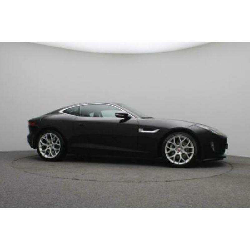 Jaguar F-Type 3.0 V6 Coupé Meridian 8240km (bj 2017)