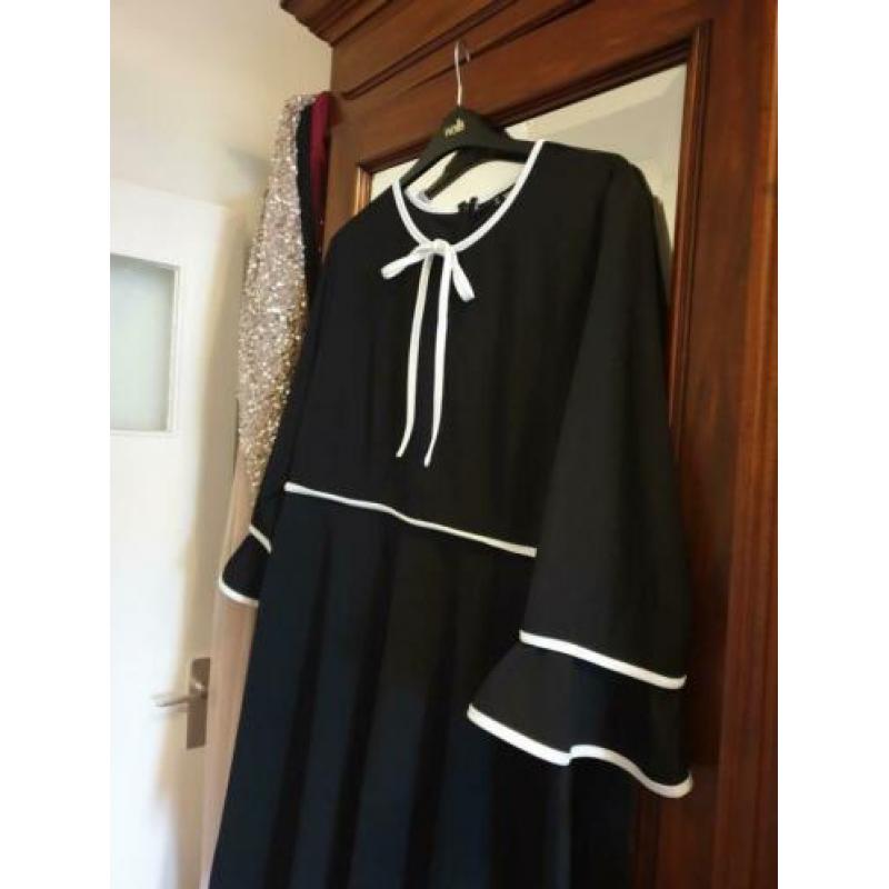 Jurk shein zwart wit maat 48 50