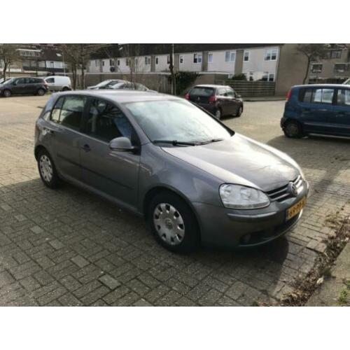 Volkswagen Golf 1.6 75KW 5D 2004 Grijs airco NAP