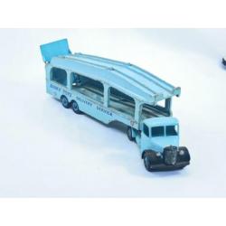 Dinky Toys DBedford Pullmore Car Transporter 383 1:50
