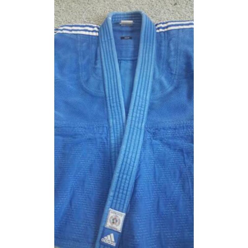 adidas judopak BLAUW slimfit
