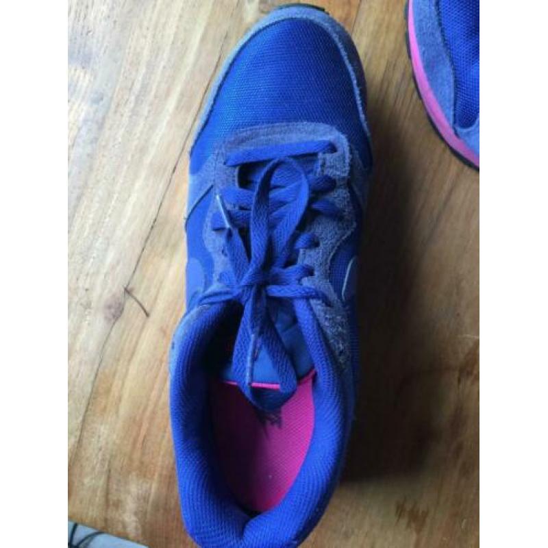 Nikes schoenen