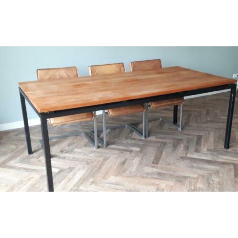 Eettafel Teak