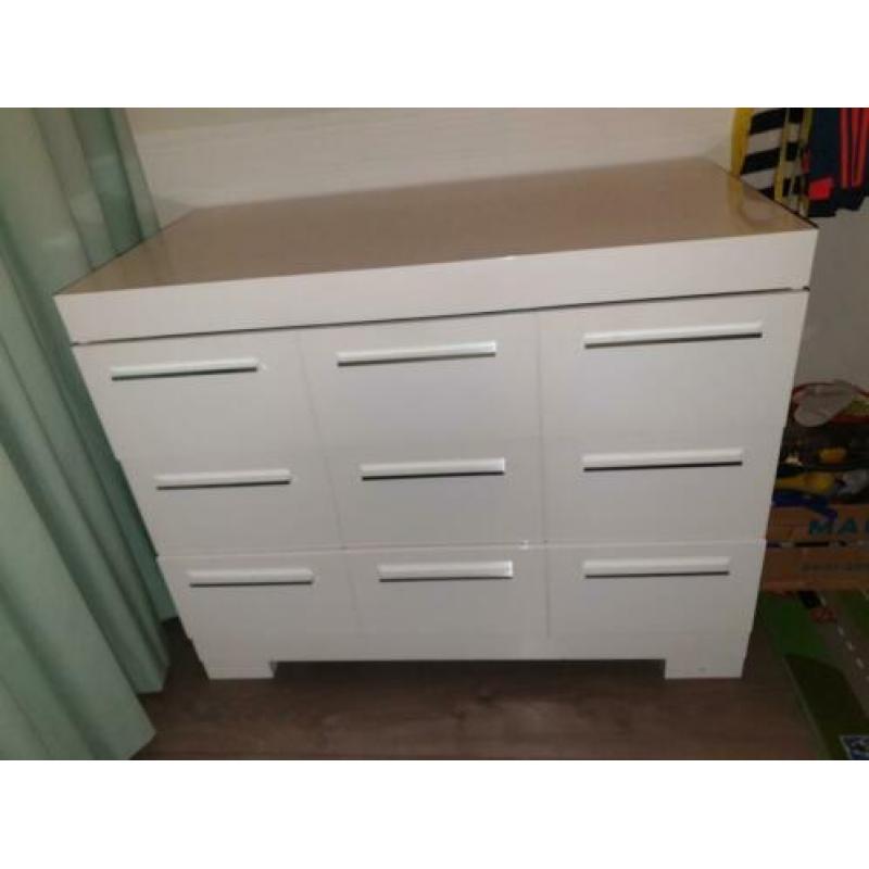Commode hoogglans wit