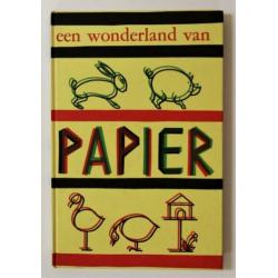 Hoe maak je creatieve, driedimensionale papierknipsels?