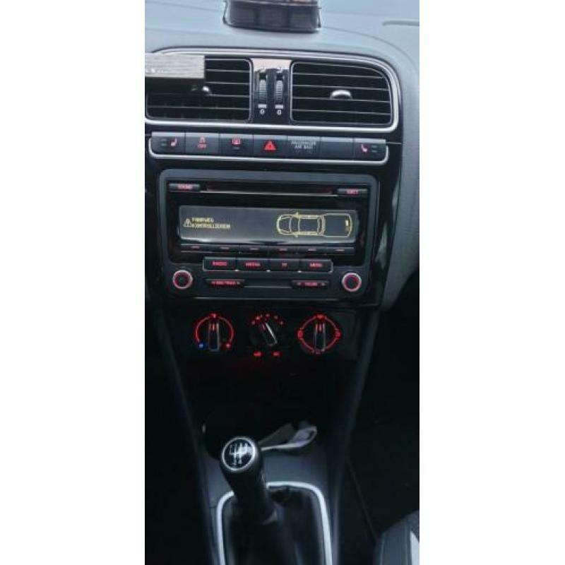 Volkswagen radio