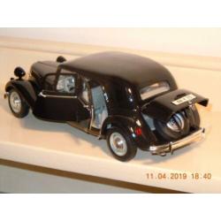 Citroen traction avant.15CV 6 cylinder 1952. Model van het m