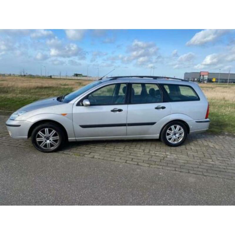 Ford Focus 1.6 Futura I Wagon 2004 Grijs Nieuwe APK!