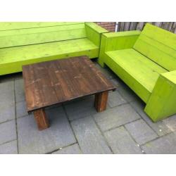Stevige salon tafel die nog jaren mee kan