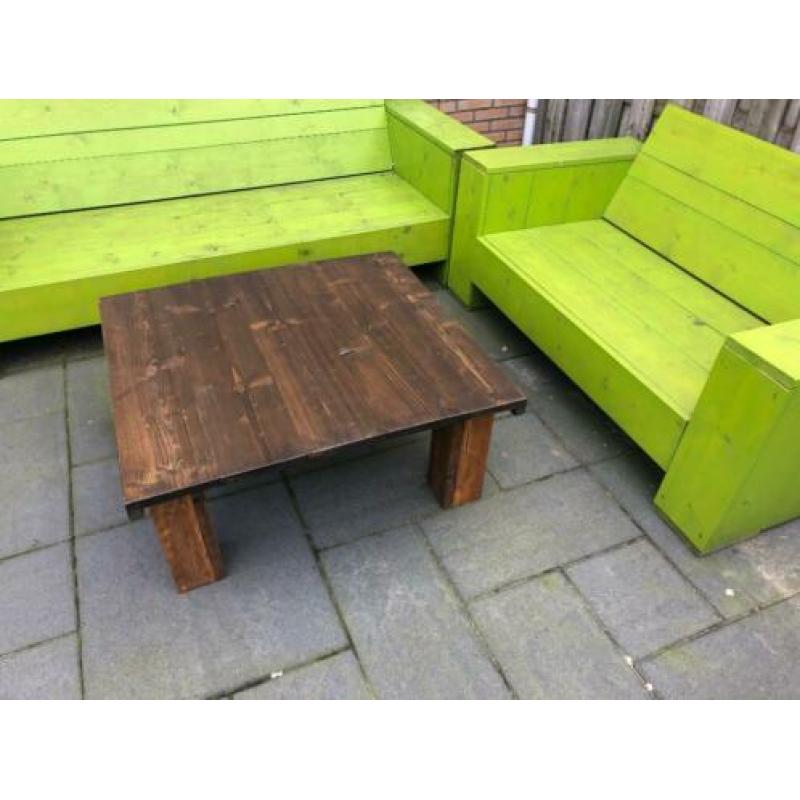 Stevige salon tafel die nog jaren mee kan