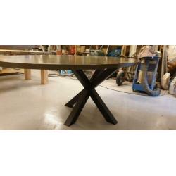 ovale betonlook eettafel olijf groen