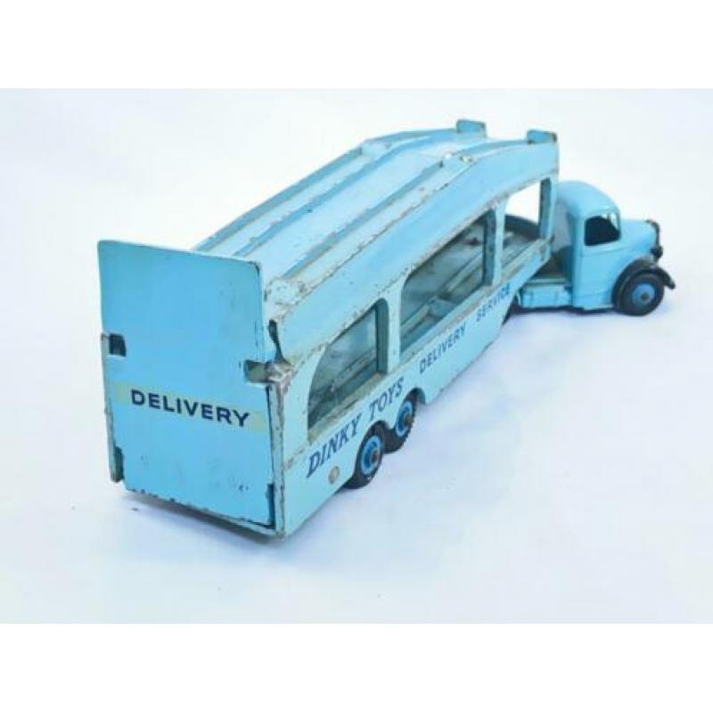 Dinky Toys DBedford Pullmore Car Transporter 383 1:50