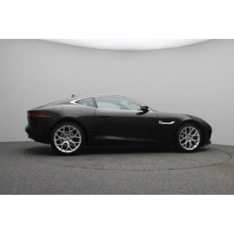 Jaguar F-Type 3.0 V6 Coupé Meridian 8240km (bj 2017)