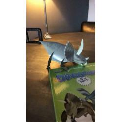 Dinosaurussen boek met 6 pop up dino’s