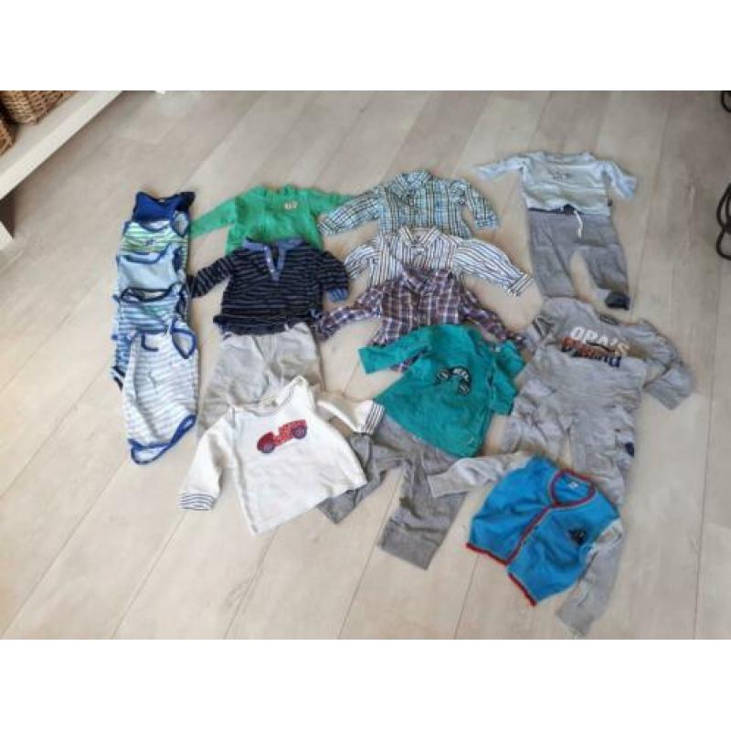 Babykleding jongens maat 74