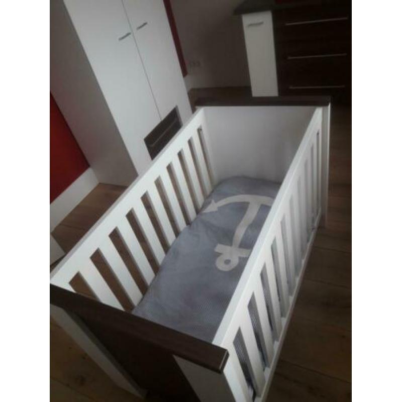 commode, ledikant, kast, wandplank TWF Turijn