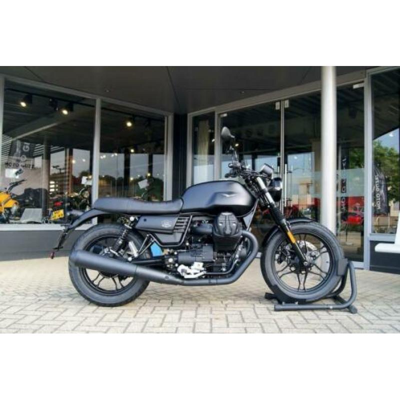 Moto Guzzi V7 III STONE NIGHT PACK ABS ASR (bj 2020)