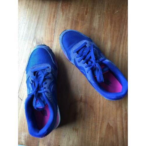 Nikes schoenen