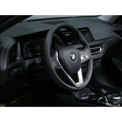 BMW 1 Serie 118i Executive | Sport Line | Live Cockpit Profe