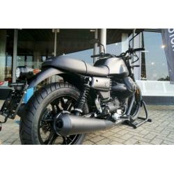 Moto Guzzi V7 III STONE NIGHT PACK ABS ASR (bj 2020)