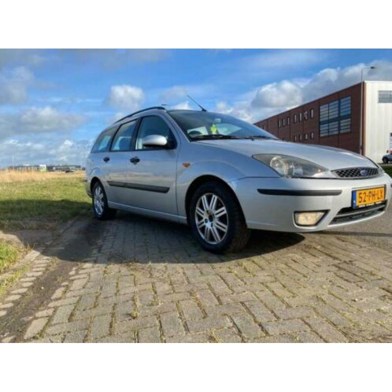 Ford Focus 1.6 Futura I Wagon 2004 Grijs Nieuwe APK!