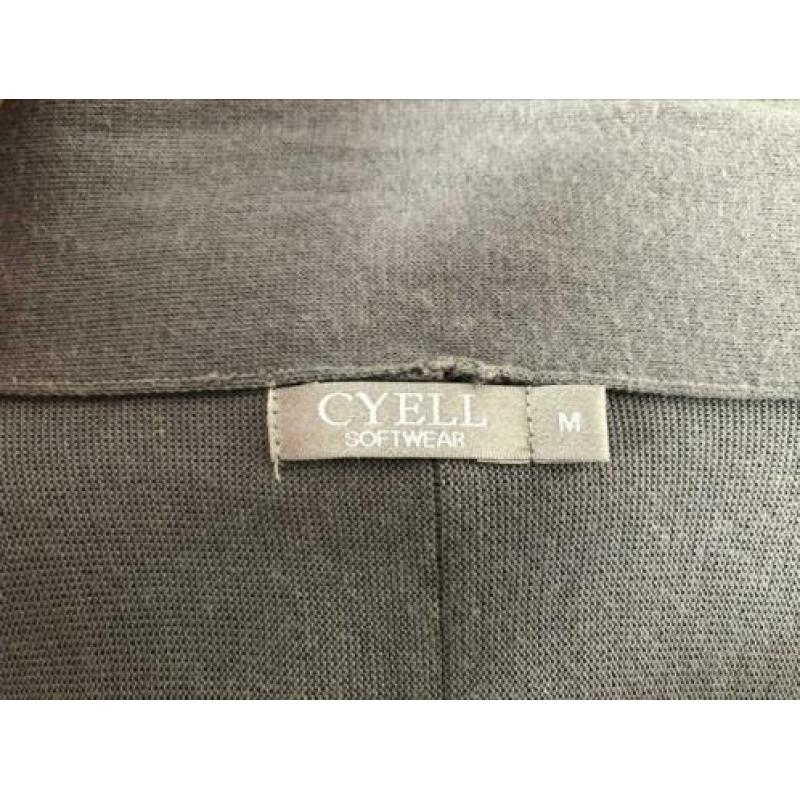 Grijs vest van Cyell