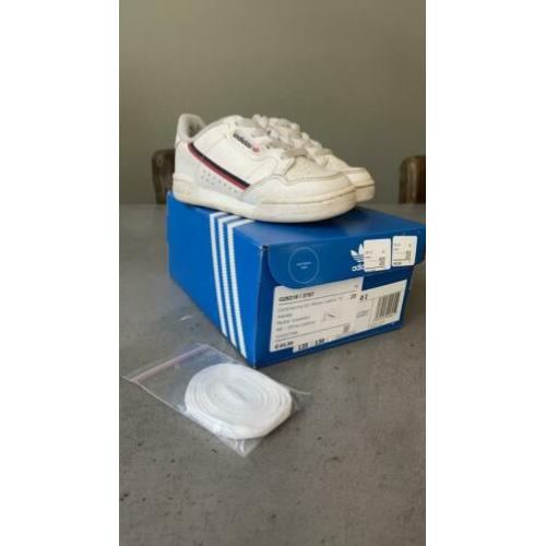 Adidas sneakers ?? maat 23