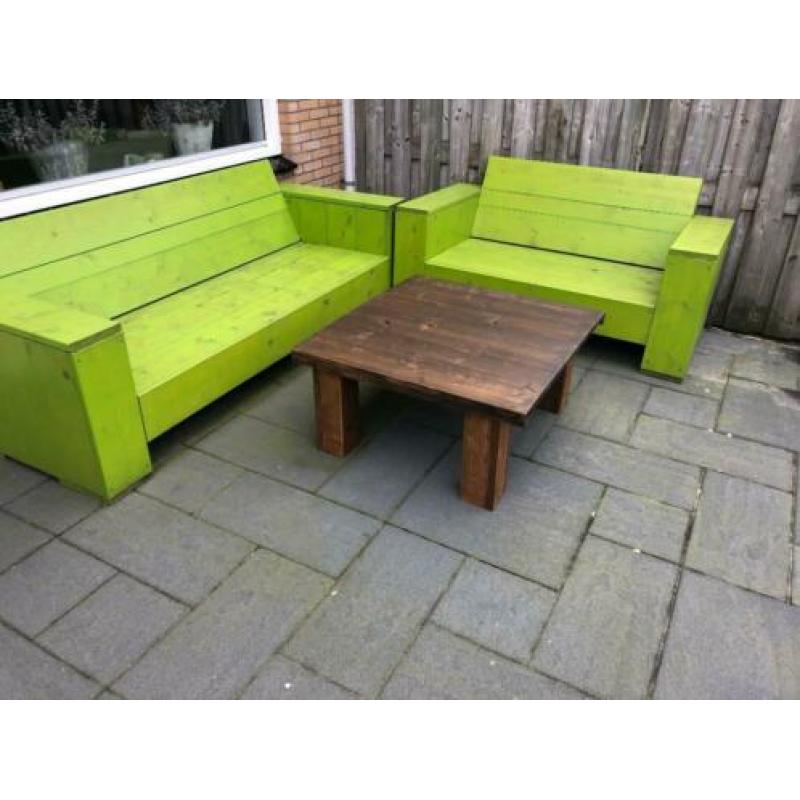 Stevige salon tafel die nog jaren mee kan