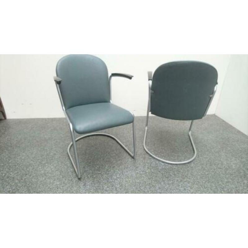 Willem Gispen - 2 Gispen Fauteuils - model 413