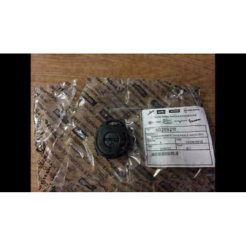Piaggio Vespa S LX FLY Sprint Zip MP3 afstandbediening ALARM