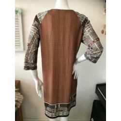 Norah, superleuke retroprint jurk, maat 42-44