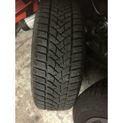 winterbanden op velg Suzuki vitara 2017 Dunlop 215/60/16