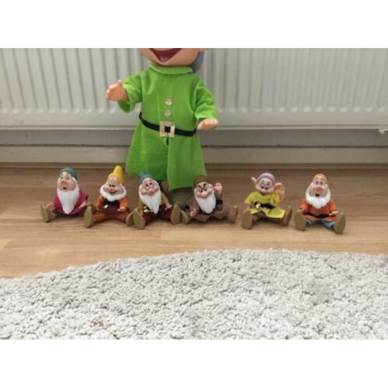 Disney grote dopey en 6 dwergen sneeuwitje
