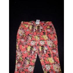 Vrolijke Roze Miss Etam Broek met Bloemen maat 44