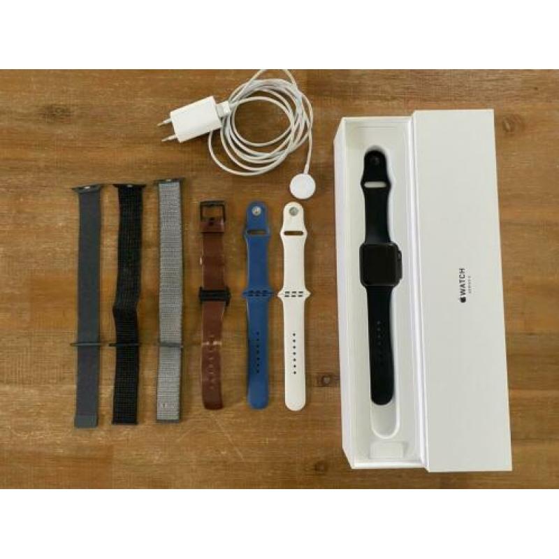 Apple Watch Series 3 (42mm) Licht beschadigd