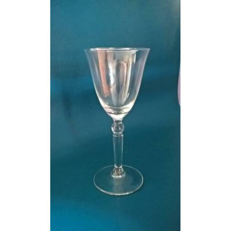 2 vintage kleine coupe glazen met geslepen sterren motiefje