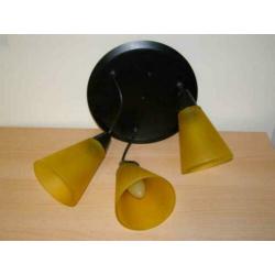 Ikea hanglamp met gele kapjes (A18 2999)