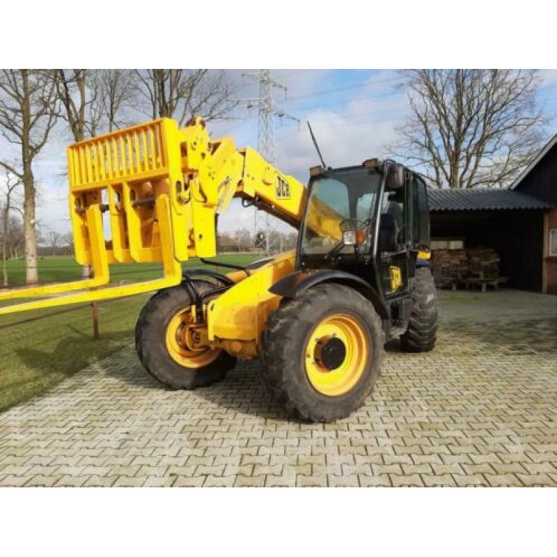 JCB 530 - 70. Hef vermogen 3000 kg bouwjaar 2002 7600 draa