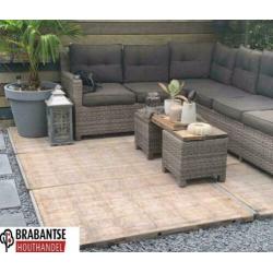 Steenschotten platen houten terras schot vlonder