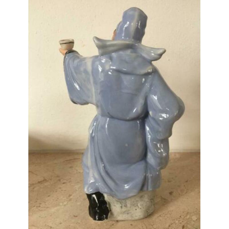 Chinees porseleinen beeldje 19cm